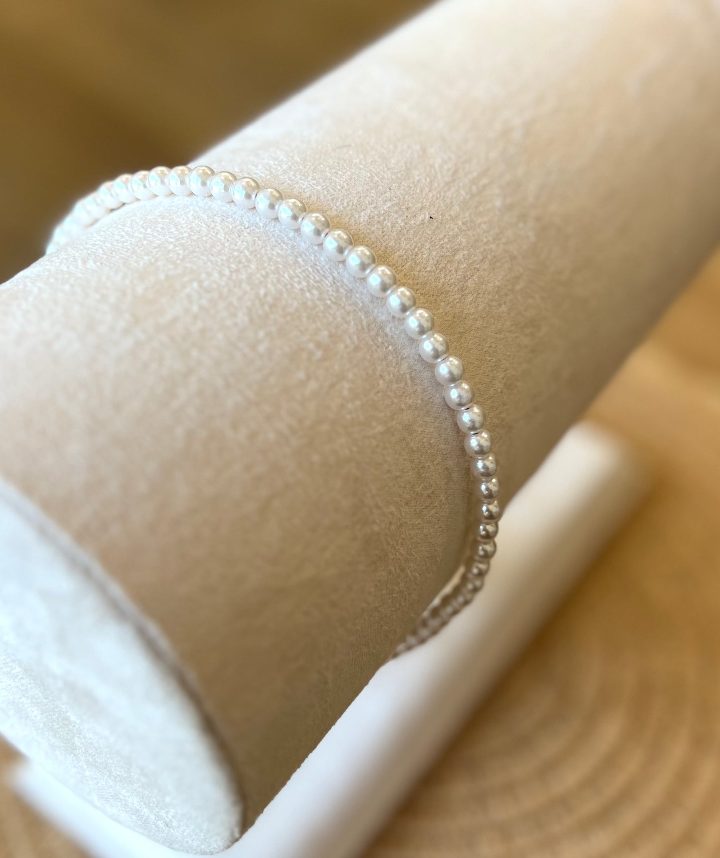 Фина диадема от перлички